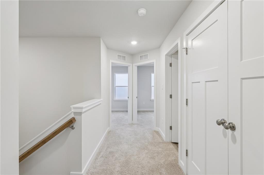 116 River Ridge Drive Coraopolis, PA 15108 - Photo 11 of 27 a view of a hallway