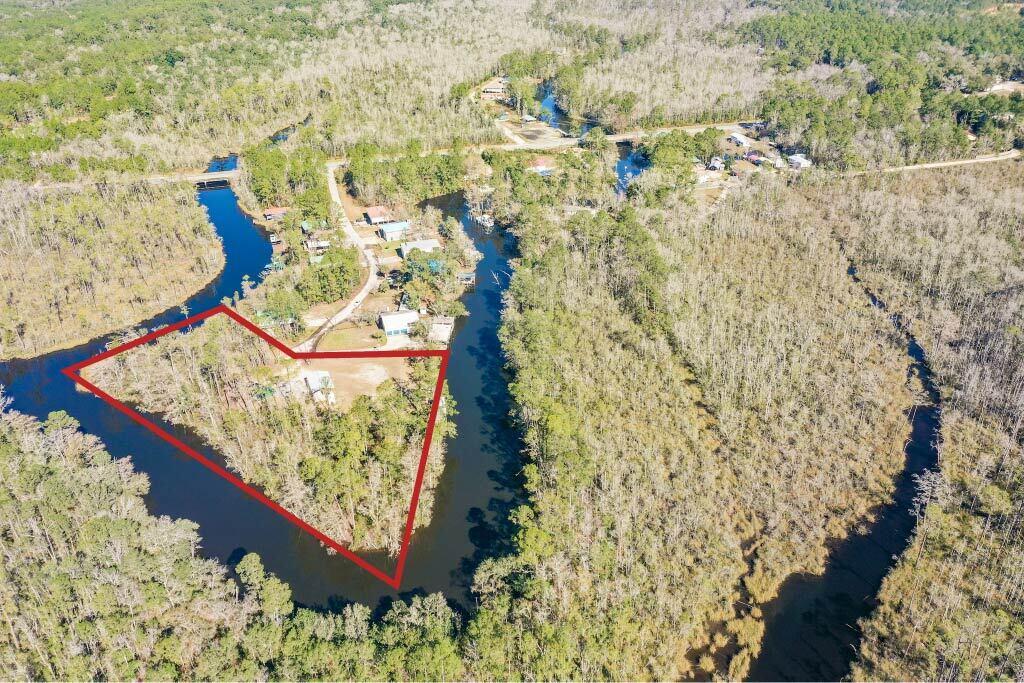 159 Clipper Cove Road Freeport, FL 32439 - Photo 4 of 7