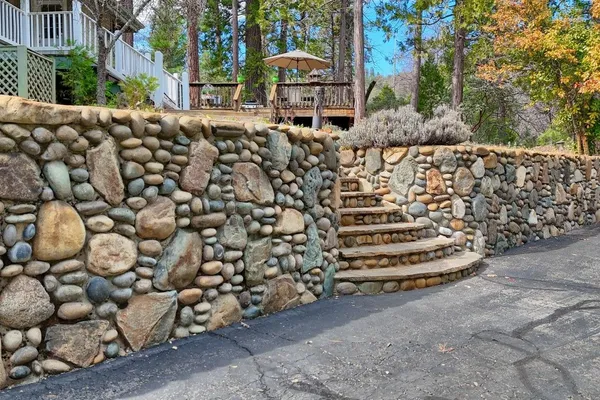 $575,000 | 36328 Finegold Creek Drive, North Fork, CA 93643