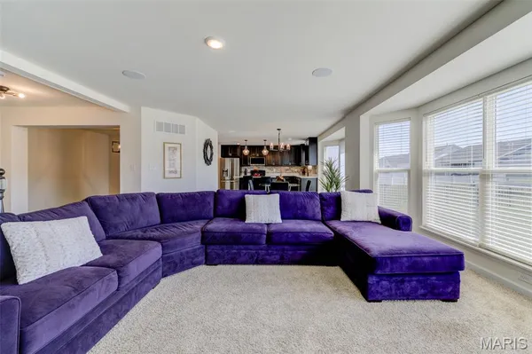 $500,000 | 902 Palisades Circle, St. Charles, MO 63301
