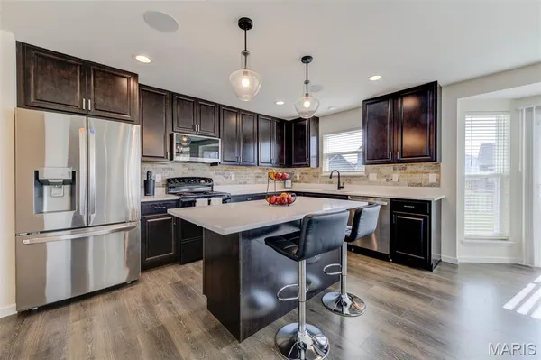 $500,000 | 902 Palisades Circle, St. Charles, MO 63301