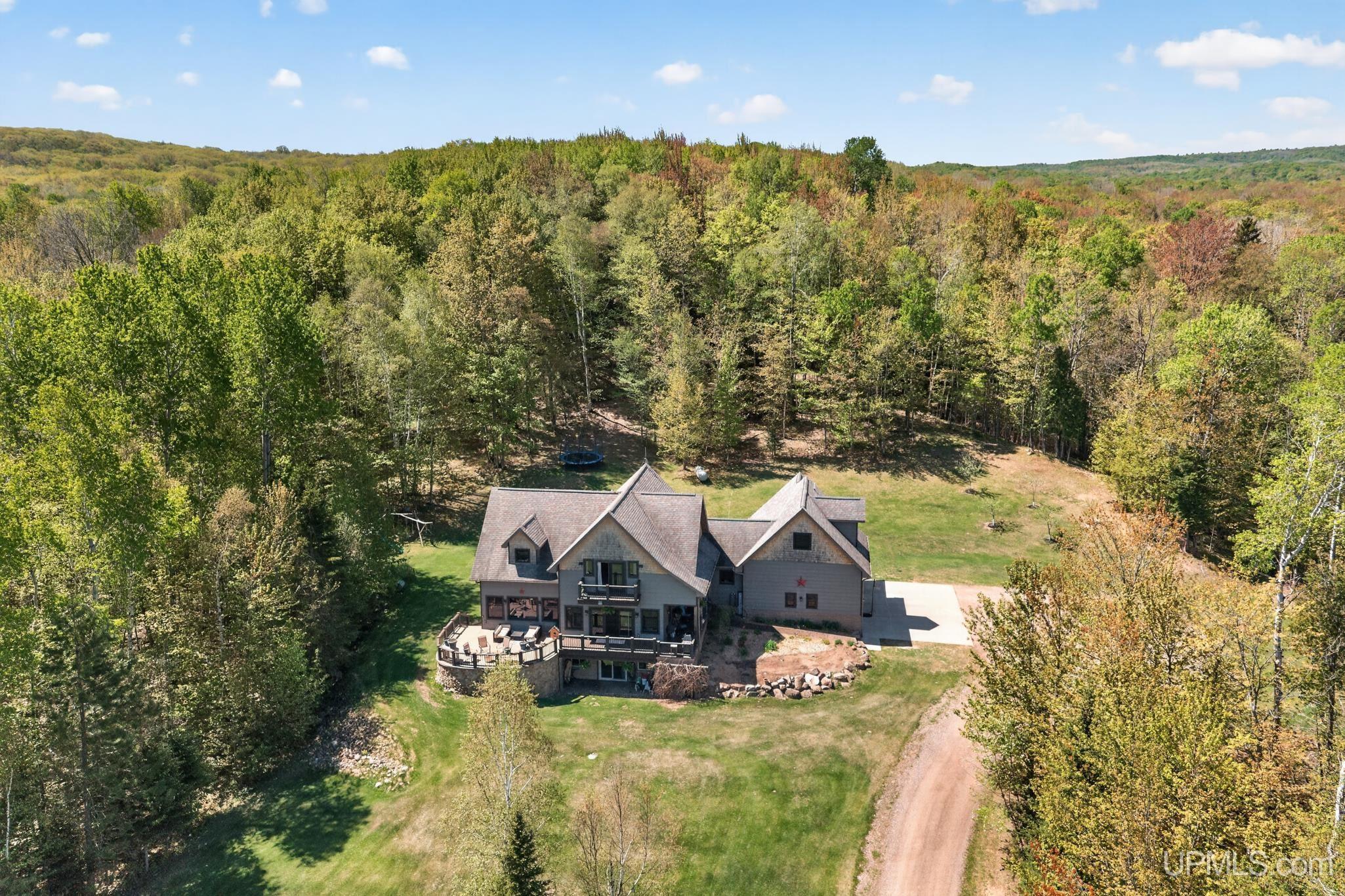 330 Little Lake Road Marquette, MI 49855 - Photo 1 of 73