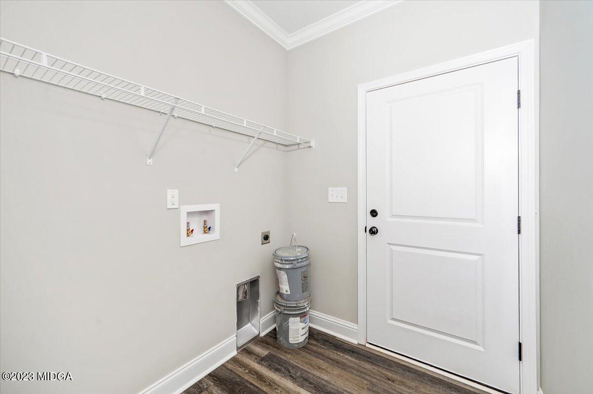 255 High Ridge Court Macon, GA 31220 - Photo 14 of 28 a bathroom with a granite countertop window a toilet and a shower