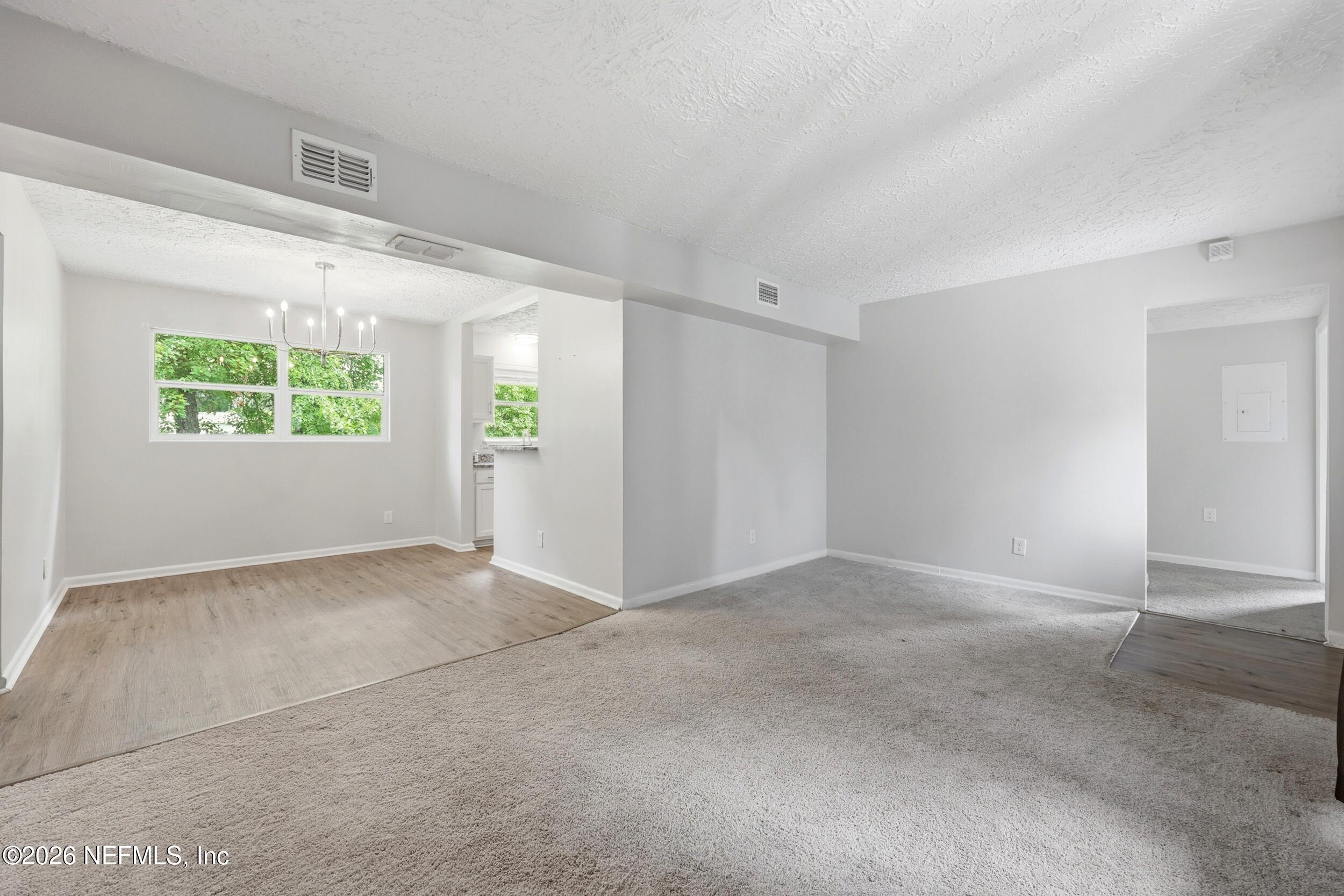 7067 Clovis Road Jacksonville, FL 32205 - Photo 6 of 23 the real estateographers_006