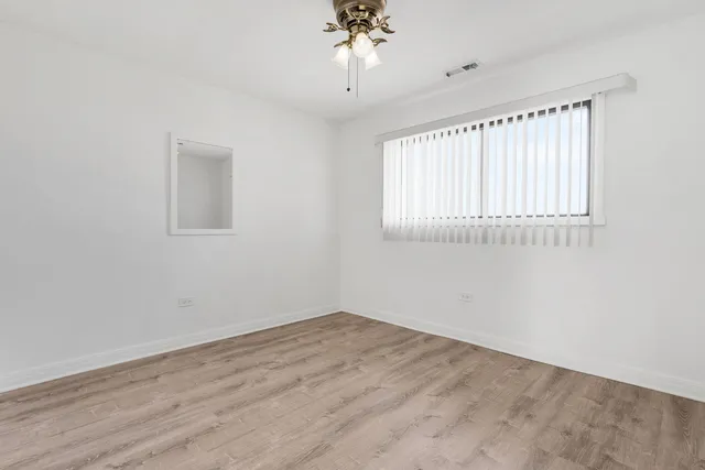 $179,000 | 4830 West 122nd Street, Unit 3E, Alsip, IL 60803