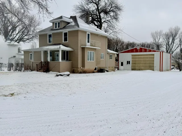 $175,000 | 211 North Grove Street, Okabena, MN 56161