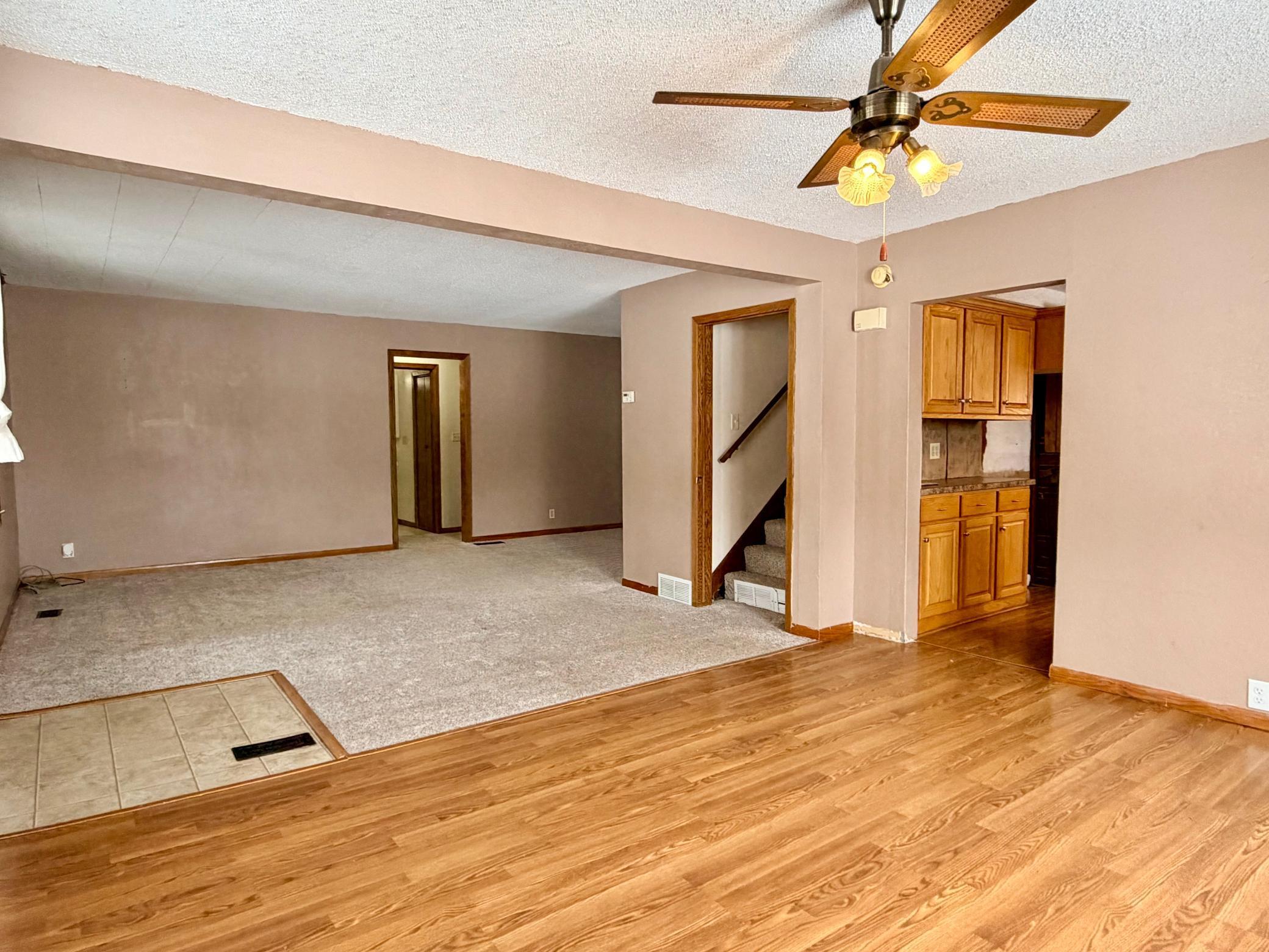 211 North Grove Street Okabena, MN 56161 - Photo 6 of 24