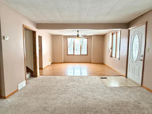 $167,500 | 211 North Grove Street, Okabena, MN 56161