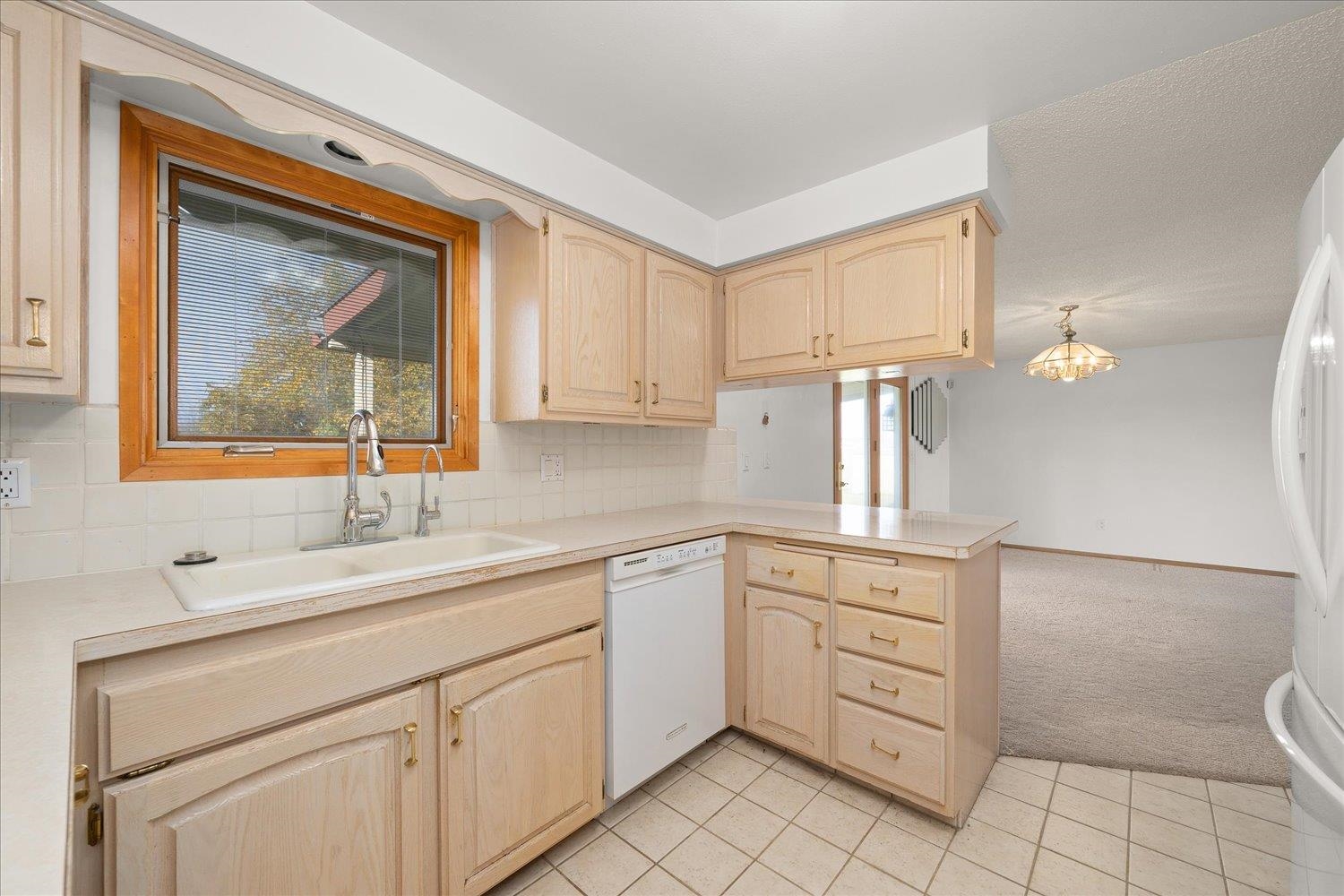 9105 North 5 Mile Road Spokane, WA 99208 - Photo 12 of 32 Gallery Image 12