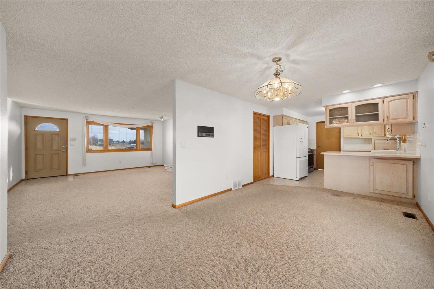 9105 North 5 Mile Road Spokane, WA 99208 - Photo 8 of 32 Gallery Image 8