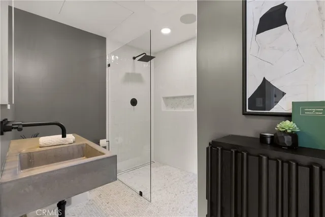 $5,295,000 | 521 Westminster Avenue, Newport Beach, CA 92663