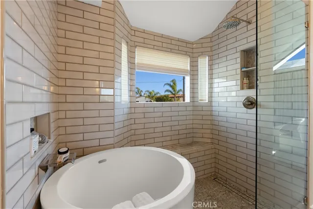 $5,295,000 | 521 Westminster Avenue, Newport Beach, CA 92663