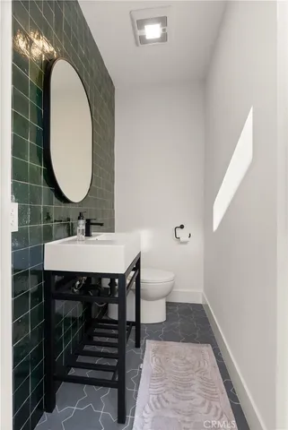 $5,295,000 | 521 Westminster Avenue, Newport Beach, CA 92663