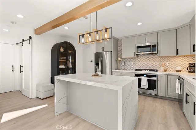 $5,295,000 | 521 Westminster Avenue, Newport Beach, CA 92663