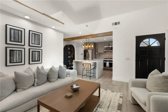 $5,295,000 | 521 Westminster Avenue, Newport Beach, CA 92663