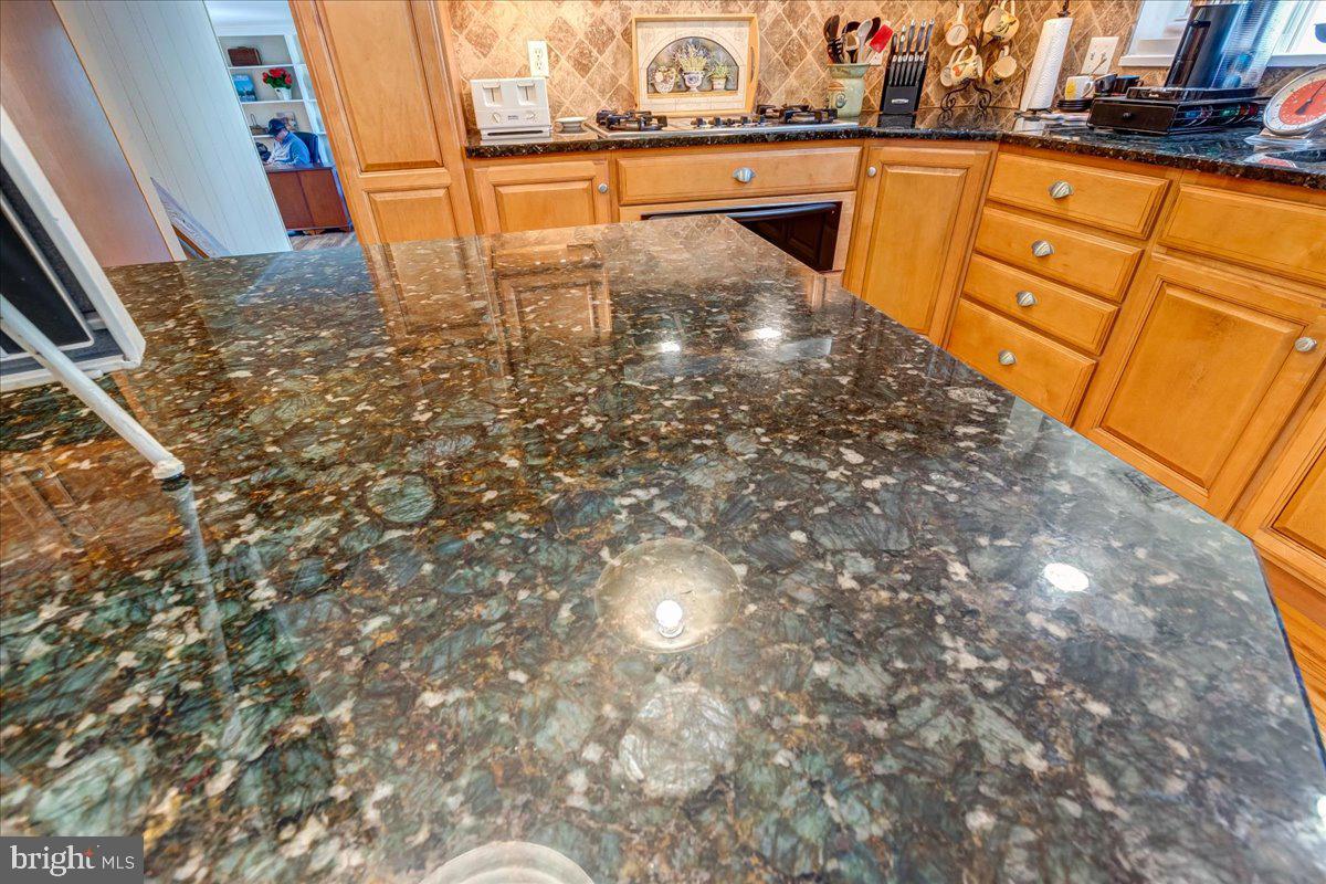 15 Whitcomb Road Hightstown, NJ 08520 - Photo 20 of 38
