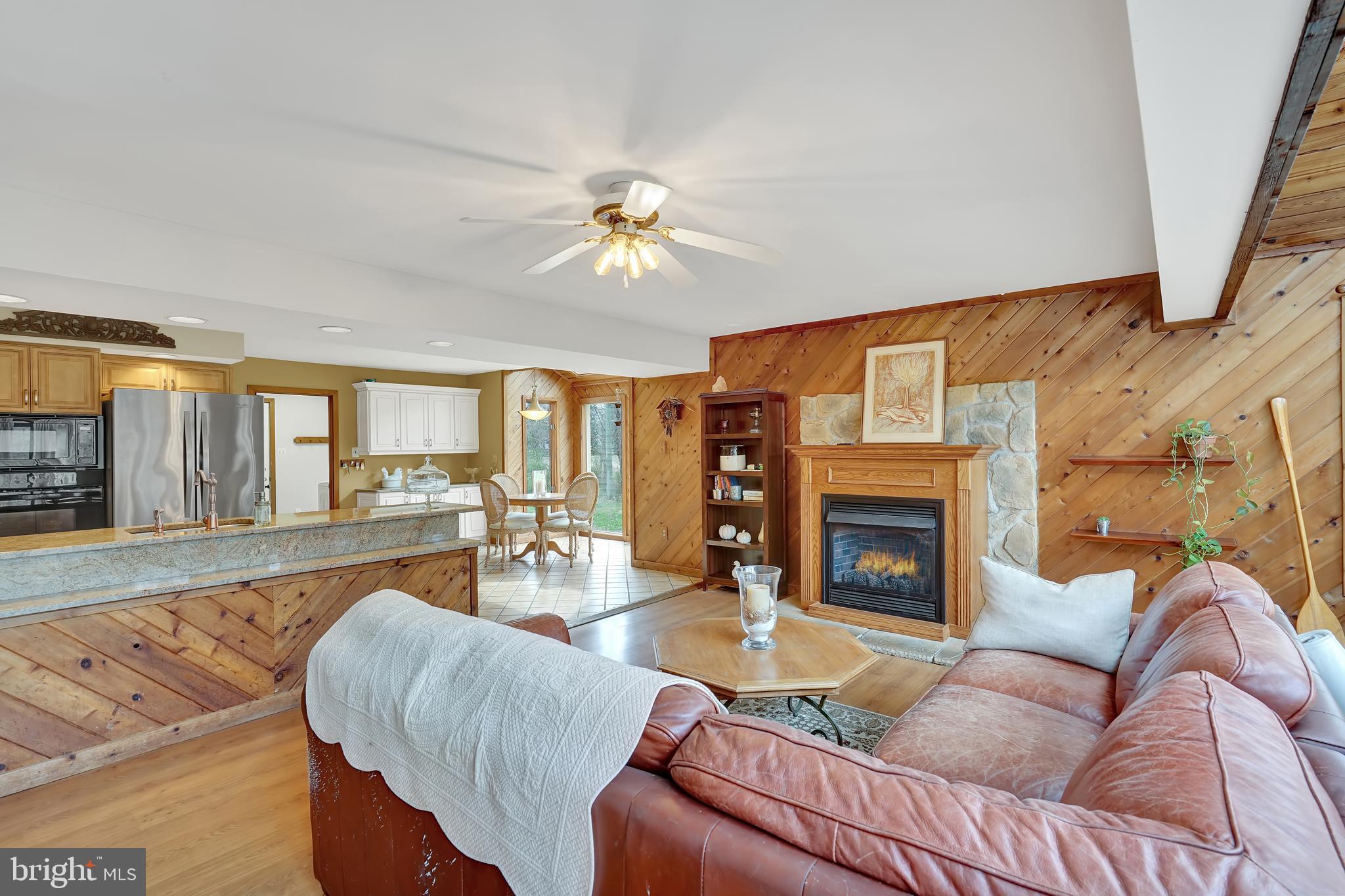 32 Fenimore Road Lumberton, NJ 08048 - Photo 23 of 52 Family Room
