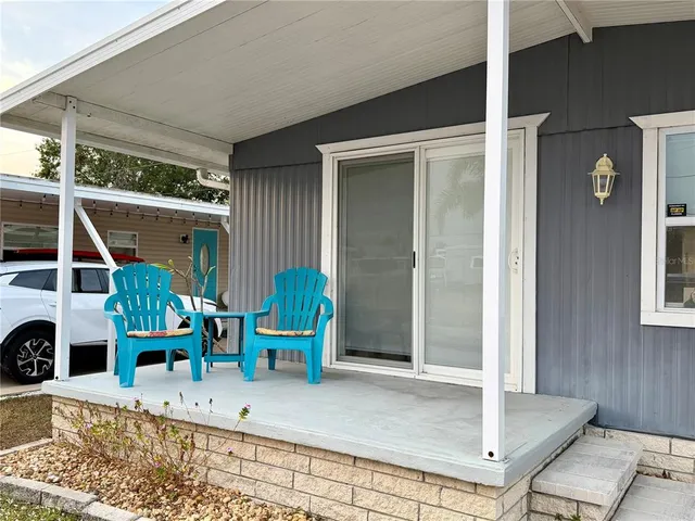 a view of an entryway with seating