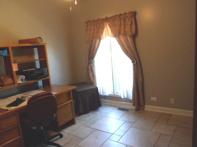 39W479 Baert Road St. Charles, IL 60175 - Photo 12 of 25