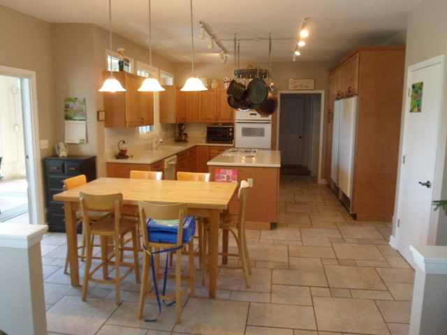 39W479 Baert Road St. Charles, IL 60175 - Photo 5 of 25