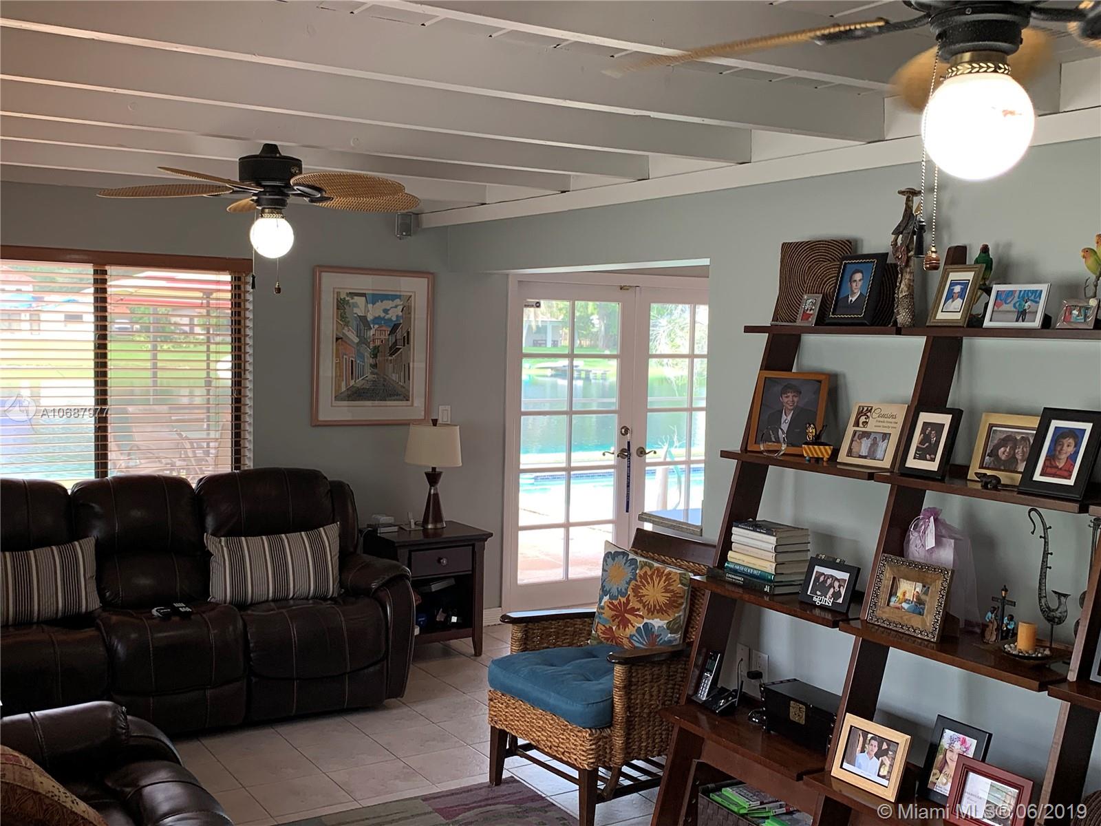 14841 Lewis Road Miami Lakes, FL 33014 - Photo 20 of 32 Family room