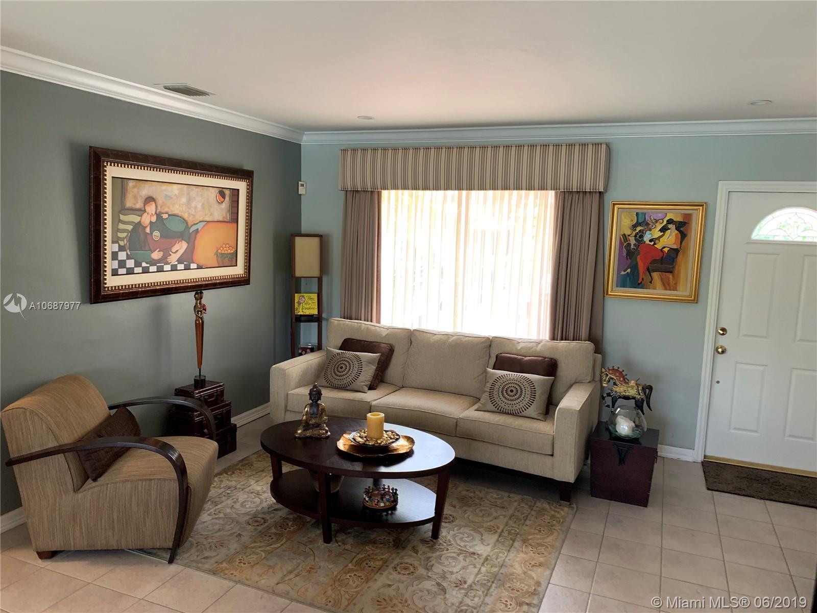 14841 Lewis Road Miami Lakes, FL 33014 - Photo 6 of 32 Living room