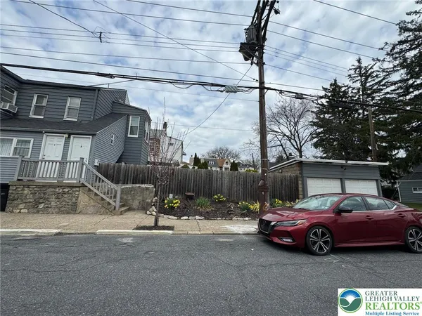 $1,600 | 200 North 11th Street, Easton, PA 18042