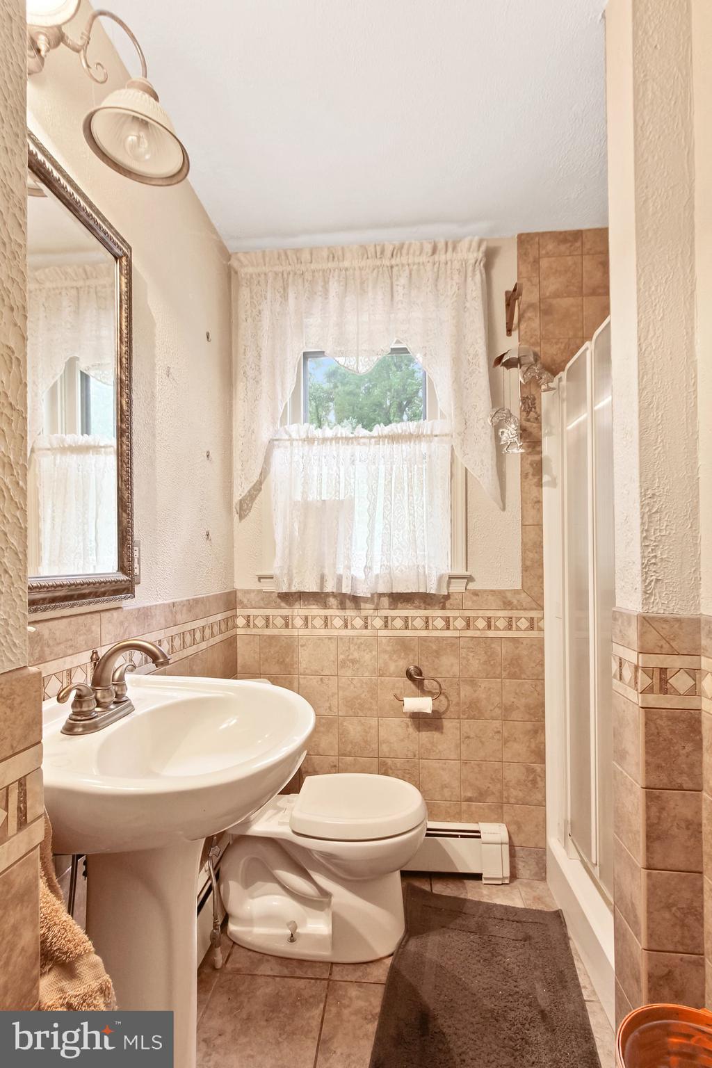 779 Old Commons Road Windsor, PA 17366 - Photo 14 of 28 First floor bathroom
