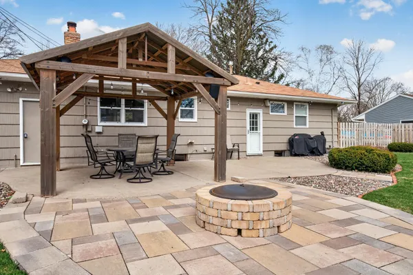 $359,000 | 8017 66th Avenue North, Brooklyn Park, MN 55428