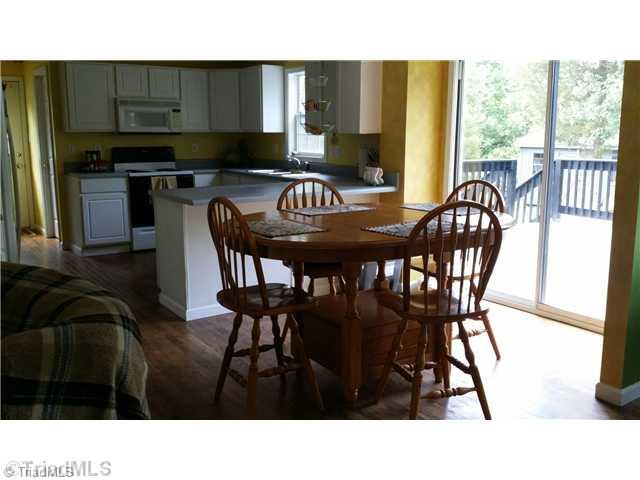 8674 Harlow Road Archdale, NC 27263 - Photo 7 of 16 Breakfast.