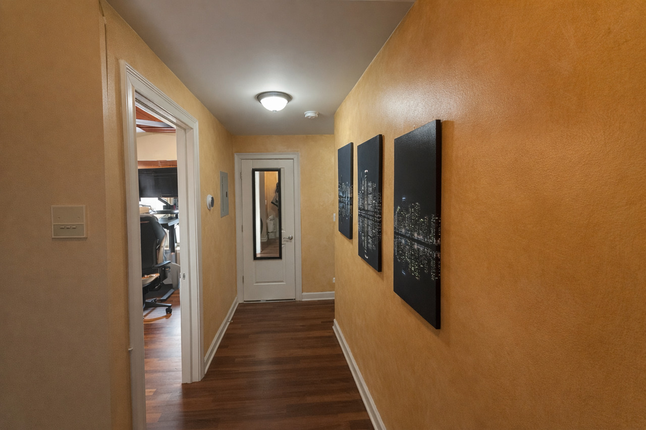 4718 North Beacon Street, Unit 2S Chicago, IL 60640 - Photo 6 of 11