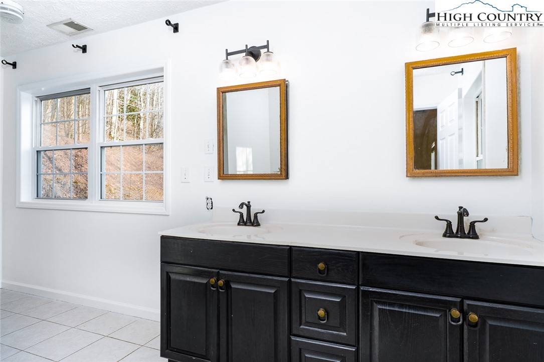 835 Grady Winkler Road Boone, NC 28607 - Photo 15 of 37 Gallery Image 15