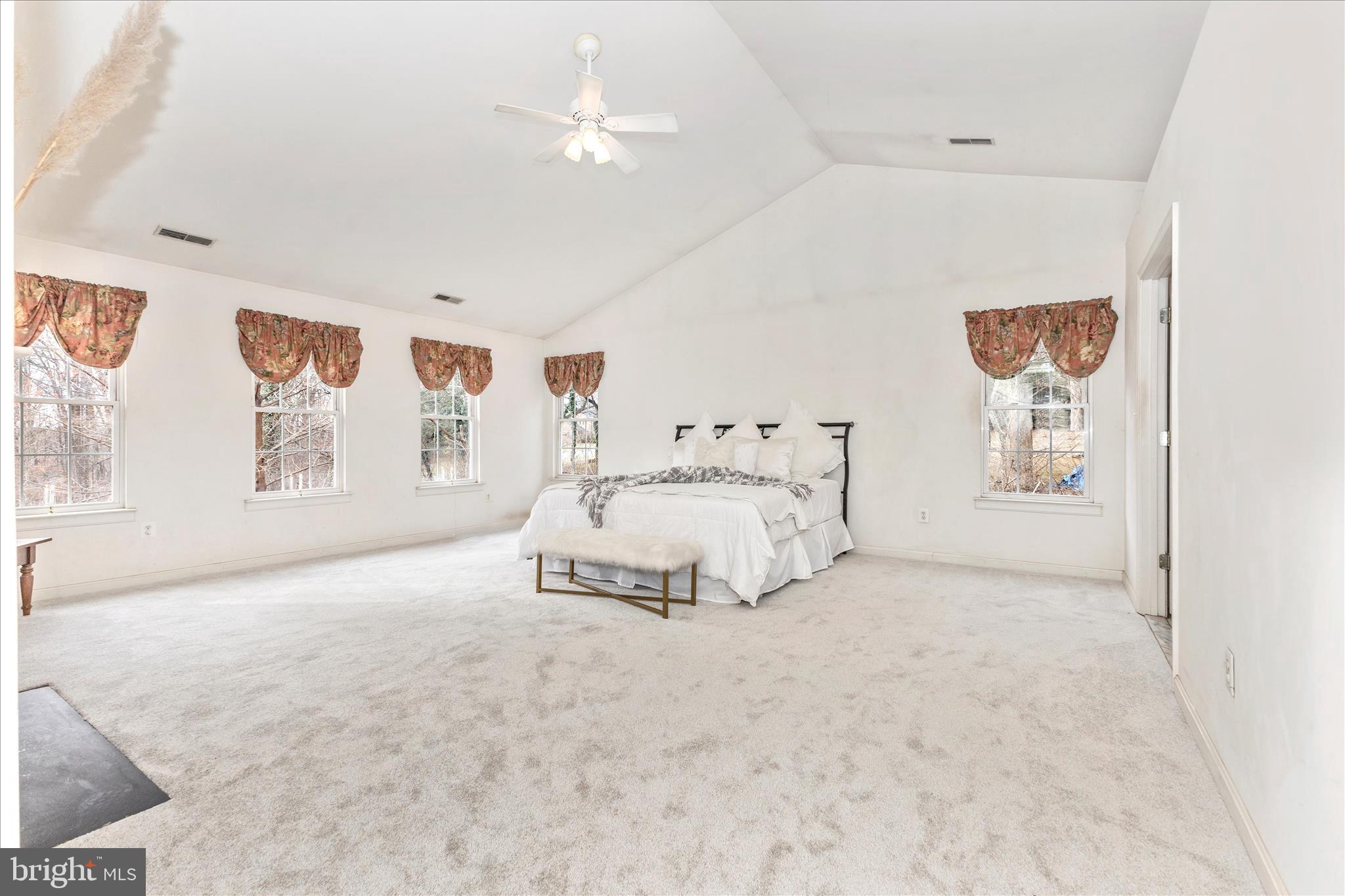 13607 Bardon Road Phoenix, MD 21131 - Photo 29 of 66 Primary Bedroom