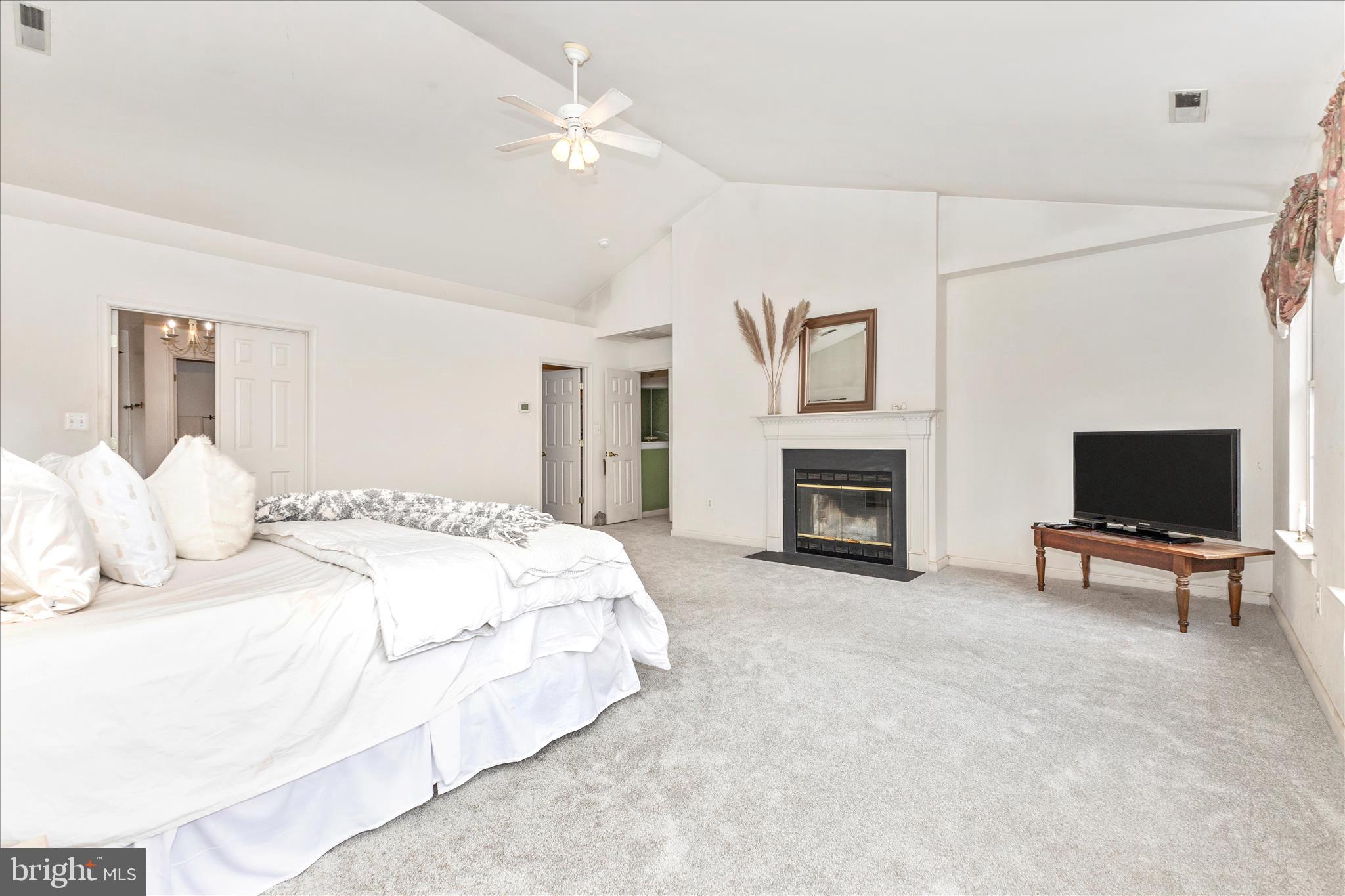 13607 Bardon Road Phoenix, MD 21131 - Photo 31 of 66 Primary Bedroom