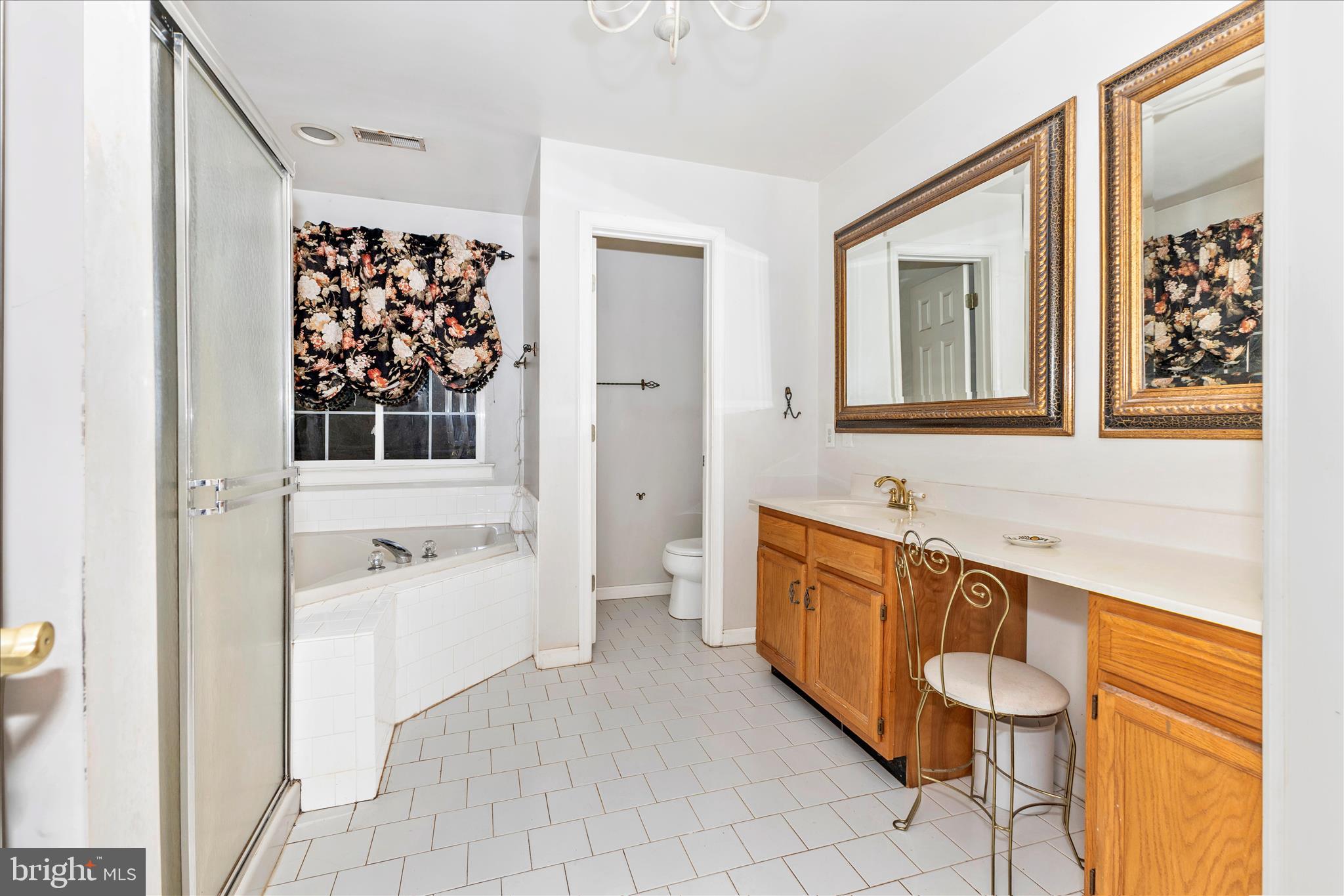 13607 Bardon Road Phoenix, MD 21131 - Photo 38 of 66 Primary Bathroom