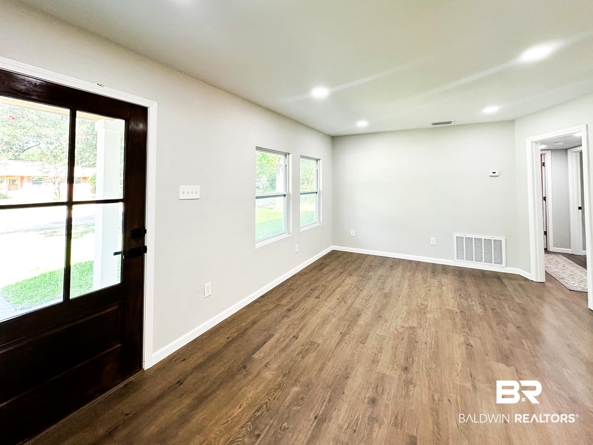 408 Powell Lane Saraland, AL 36571 - Photo 7 of 27