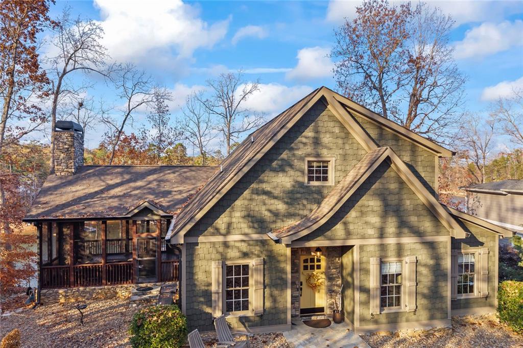 152 Chapman Manor Drive Martin, GA 30557 - Photo 11 of 90 a view of a large white building