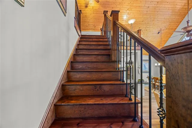 $1,300,000 | 152 Chapman Manor Drive, Martin, GA 30557