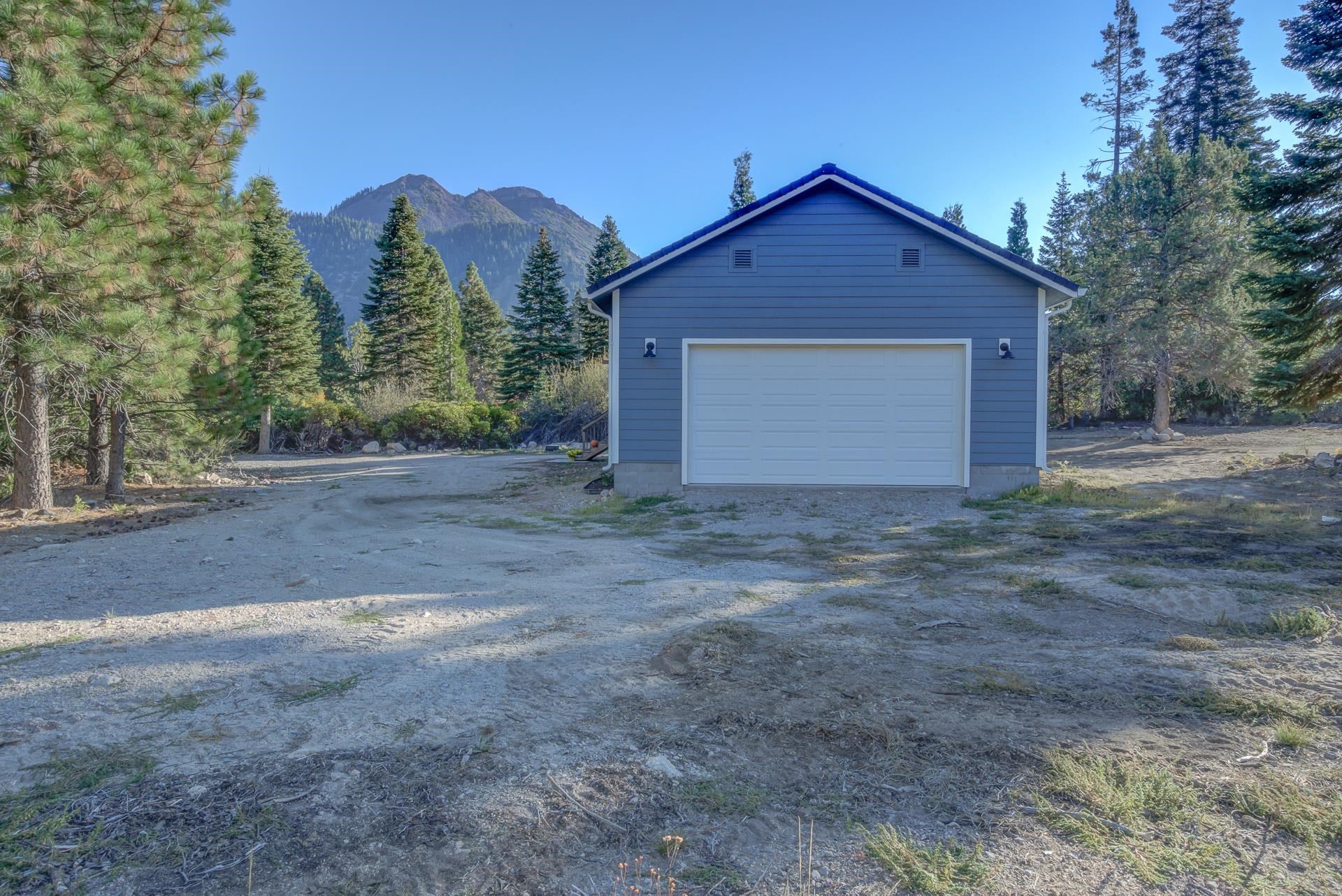 4721 North Old Stage Road Mount Shasta, CA 96067 - Photo 16 of 21 Gallery Image 16