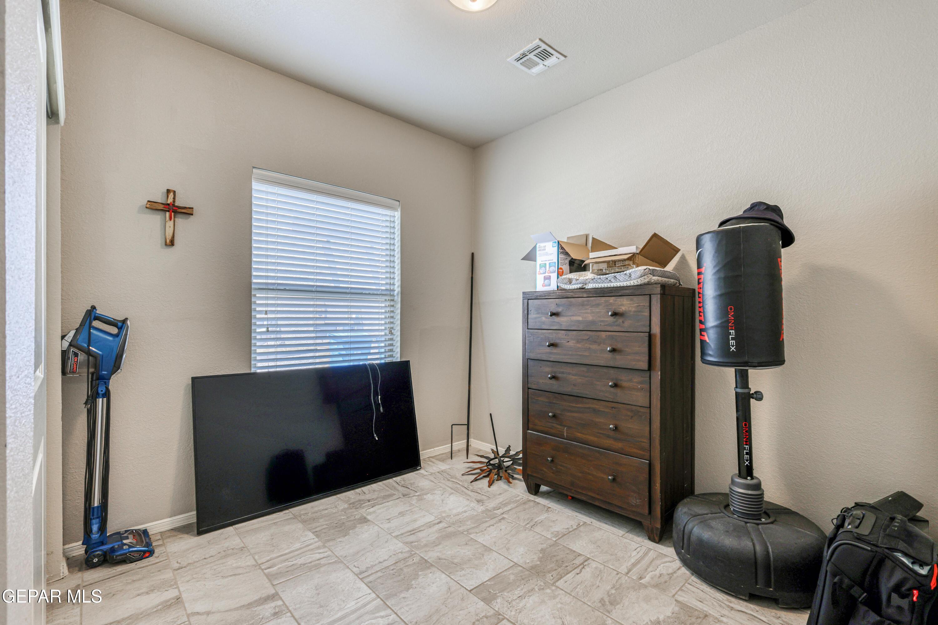 13502 Red River Road Clint, TX 79836 - Photo 15 of 25 362A0402_HDR