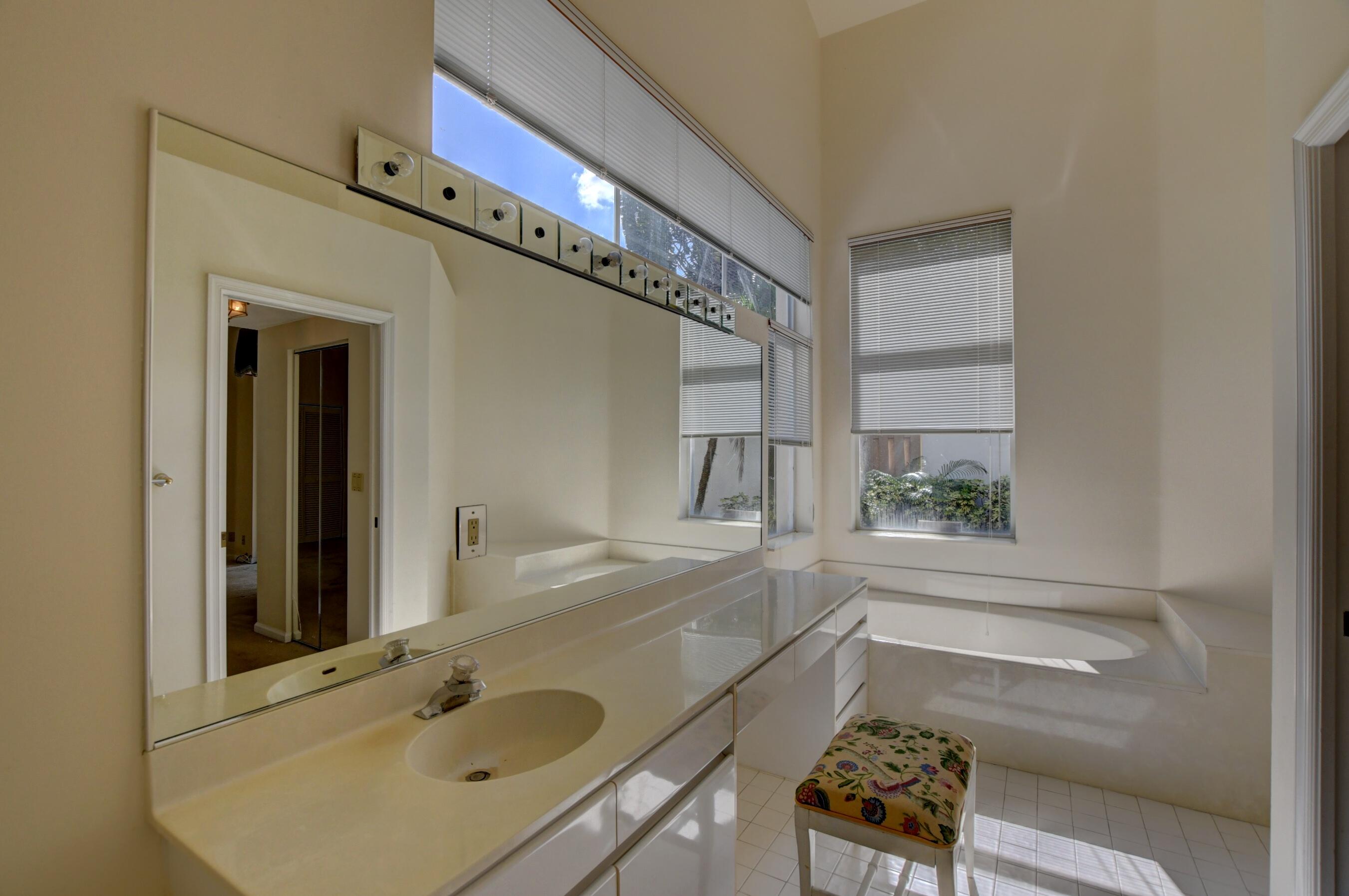 6626 Northwest 27th Avenue Boca Raton, FL 33496 - Photo 15 of 39 15_ebf_3067and4more