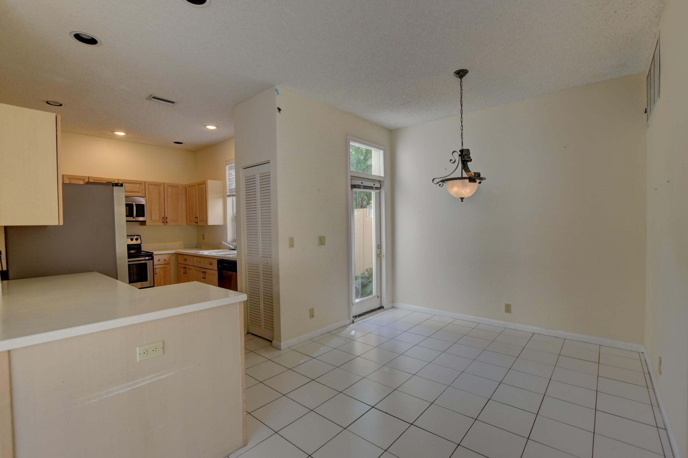 6626 Northwest 27th Avenue Boca Raton, FL 33496 - Photo 20 of 39 20_ebf_3092and4more