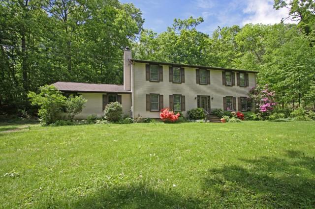 27 Swamp Road Newtown, CT 06470 - Photo 1 of 1