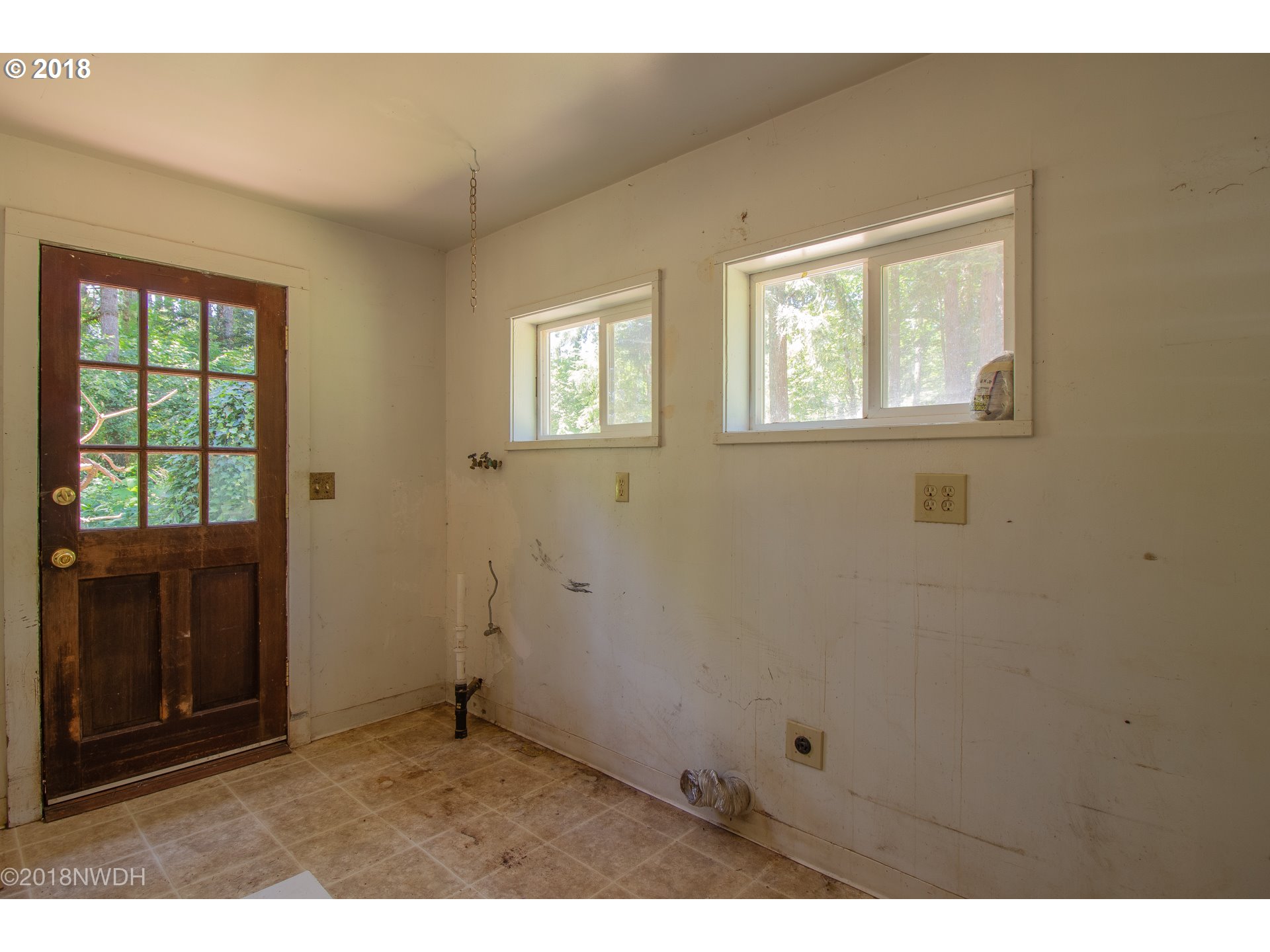 27527 Siuslaw Road Lorane, OR 97451 - Photo 25 of 32 Gallery Image 25