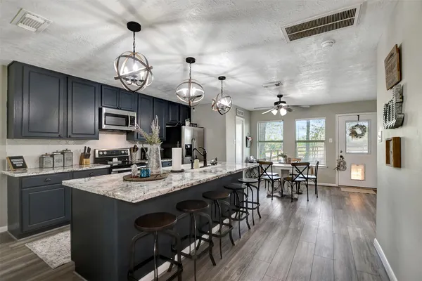 $2,250 | 25401 Hunting Trail, Magnolia, TX 77355