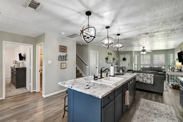 $2,250 | 25401 Hunting Trail, Magnolia, TX 77355