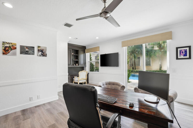 6499 Enclave Way Boca Raton, FL 33496 - Photo 39 of 56 Office