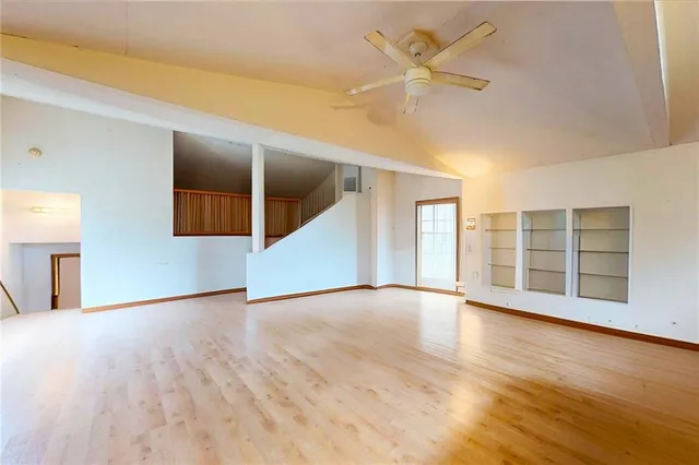 $269,900 | 22535 South 1408th Road, Moundville, MO 64771