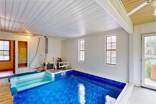 $269,900 | 22535 South 1408th Road, Moundville, MO 64771