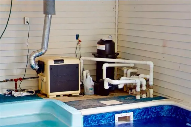 $269,900 | 22535 South 1408th Road, Moundville, MO 64771